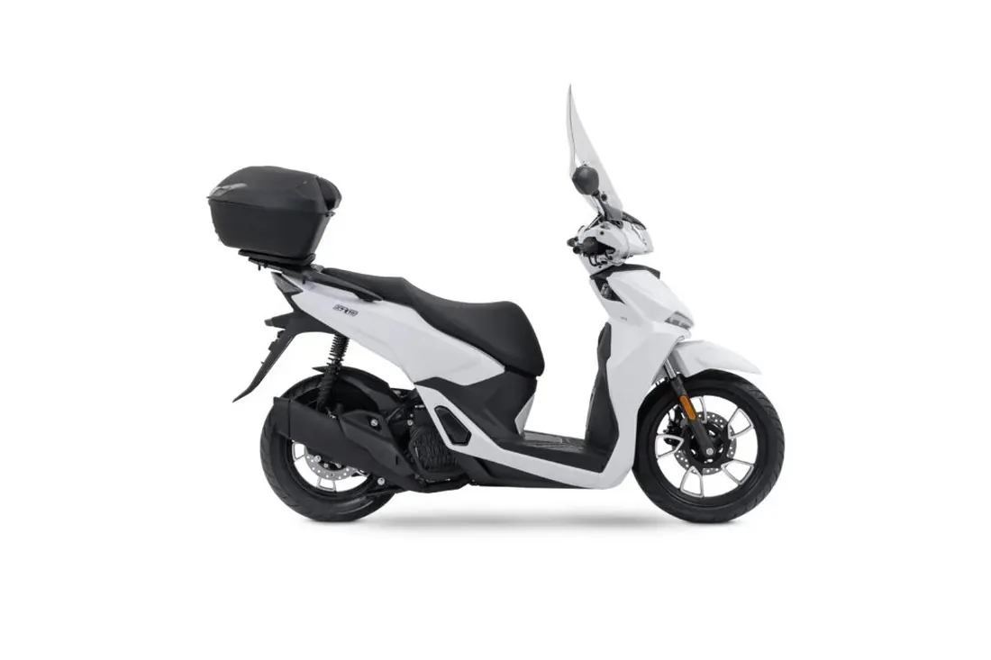 Voge Sfida SR16 200 vista di profilo