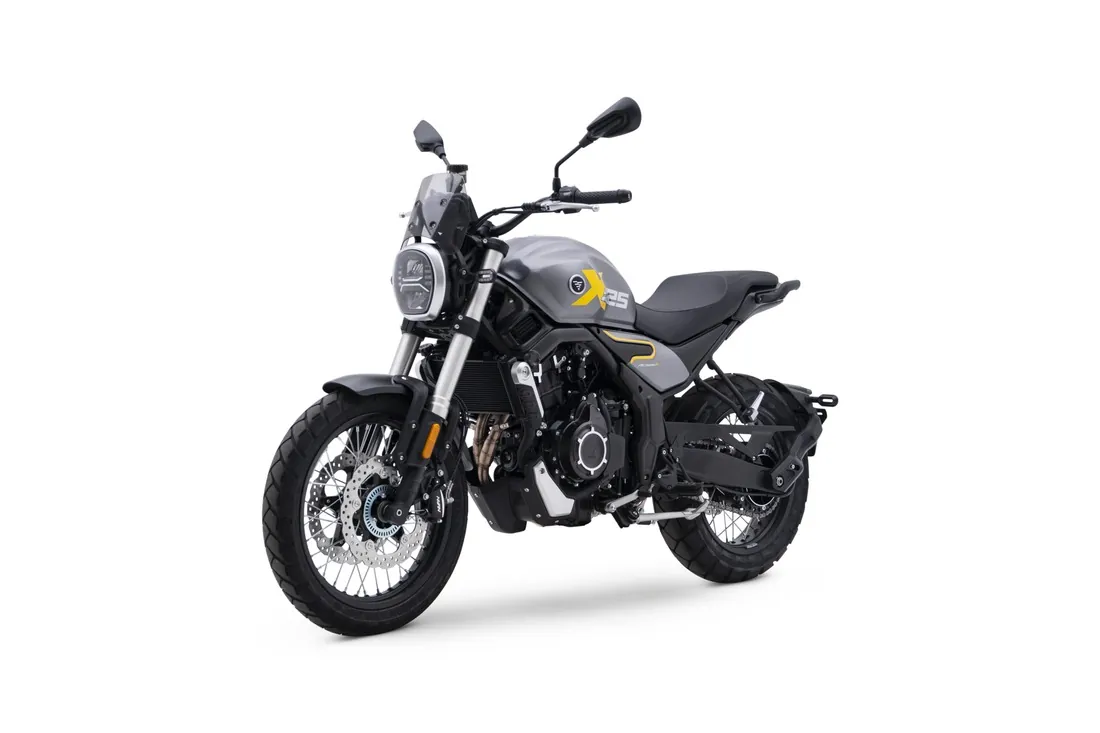 Voge Trofeo 525ACX Scrambler vista di profilo